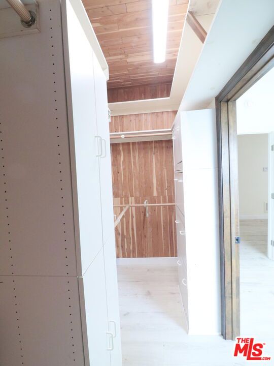 13716 Penn Street 10 Property Photo 27