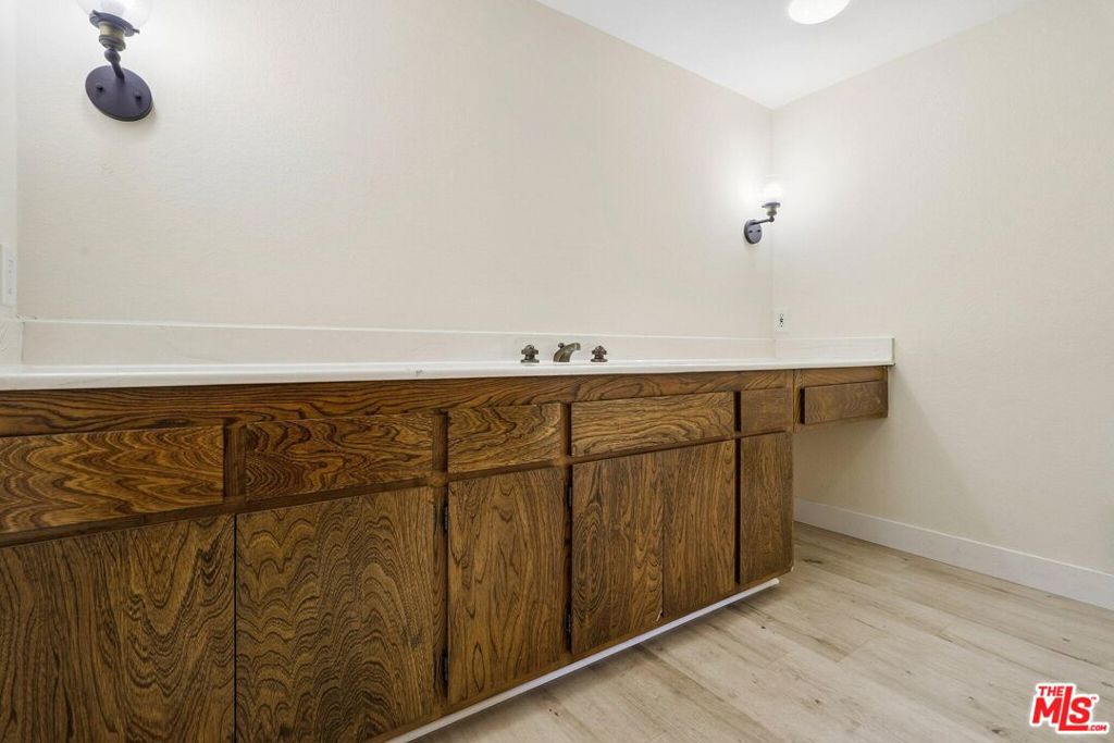 13716 Penn Street 10 Property Photo 39