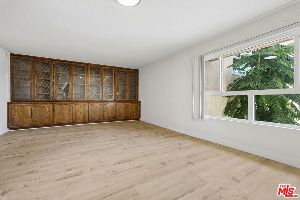 13716 Penn Street 10 Property Photo 53