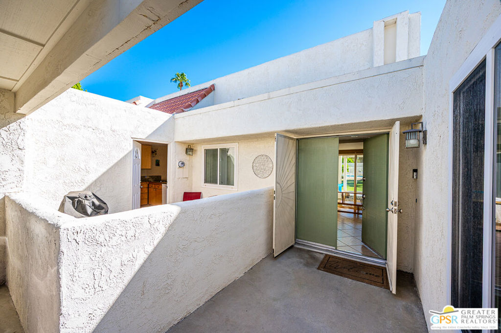 5980 Paradise Plaza Property Photo 37