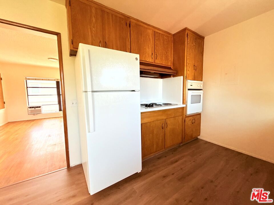 2270 White Street Property Photo 30