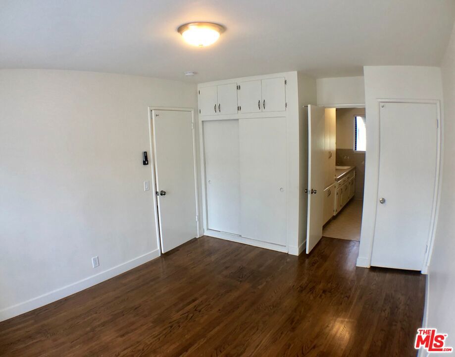 2270 White Street Property Photo 37