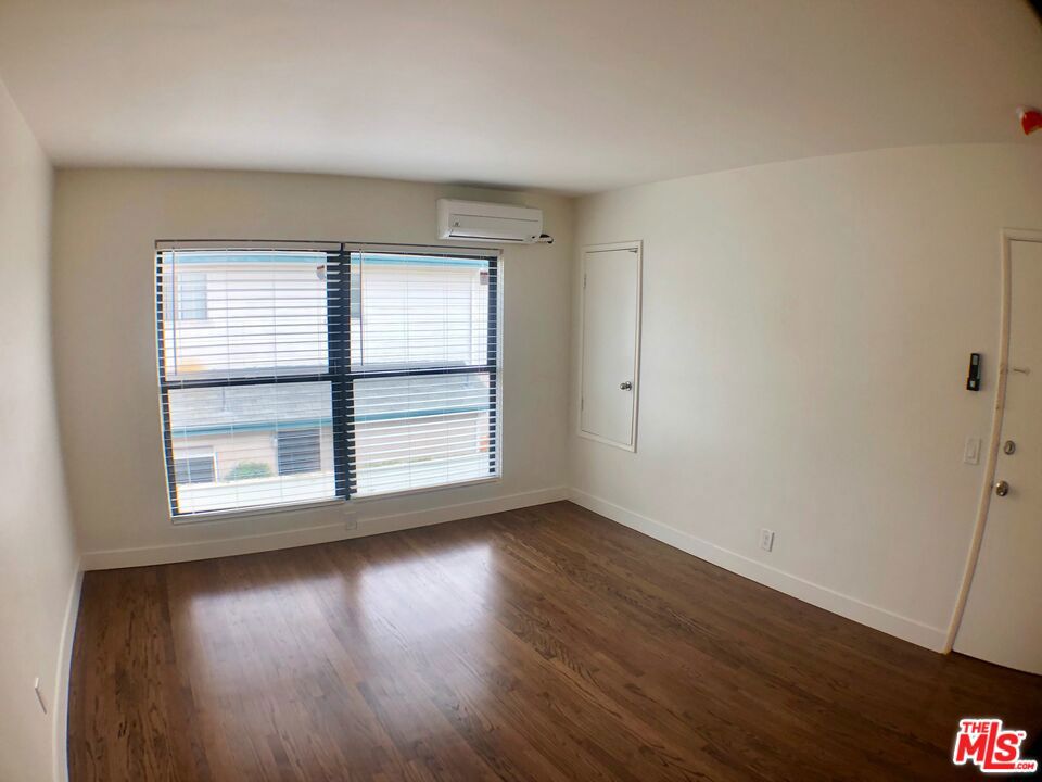 2270 White Street Property Photo 42
