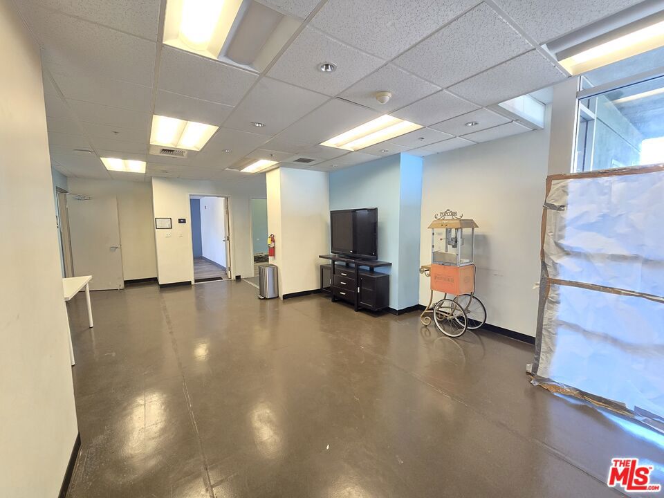 1512 W Slauson Avenue Property Photo 13