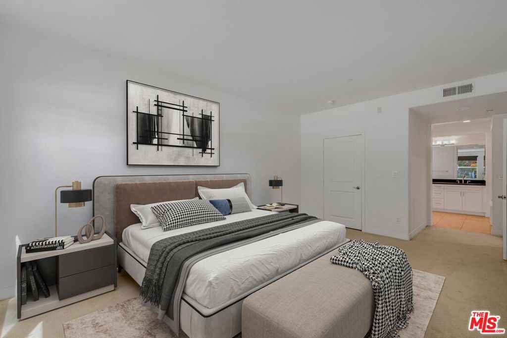 7100 Playa Vista Drive 123 Property Photo 14