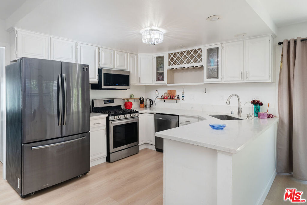 25347 Via Oriol Property Photo 8
