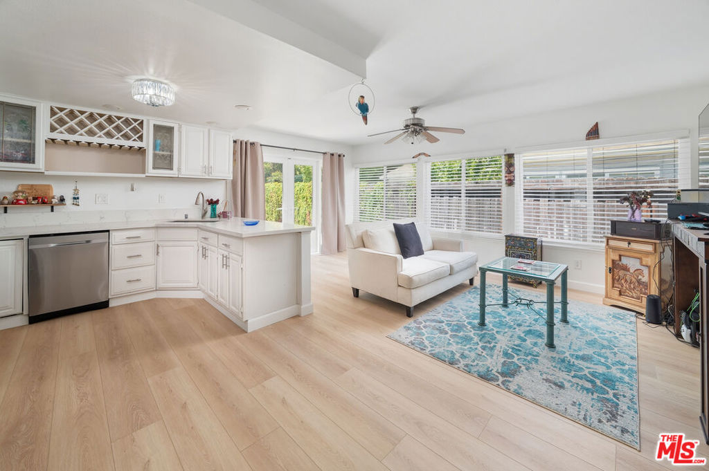25347 Via Oriol Property Photo 9