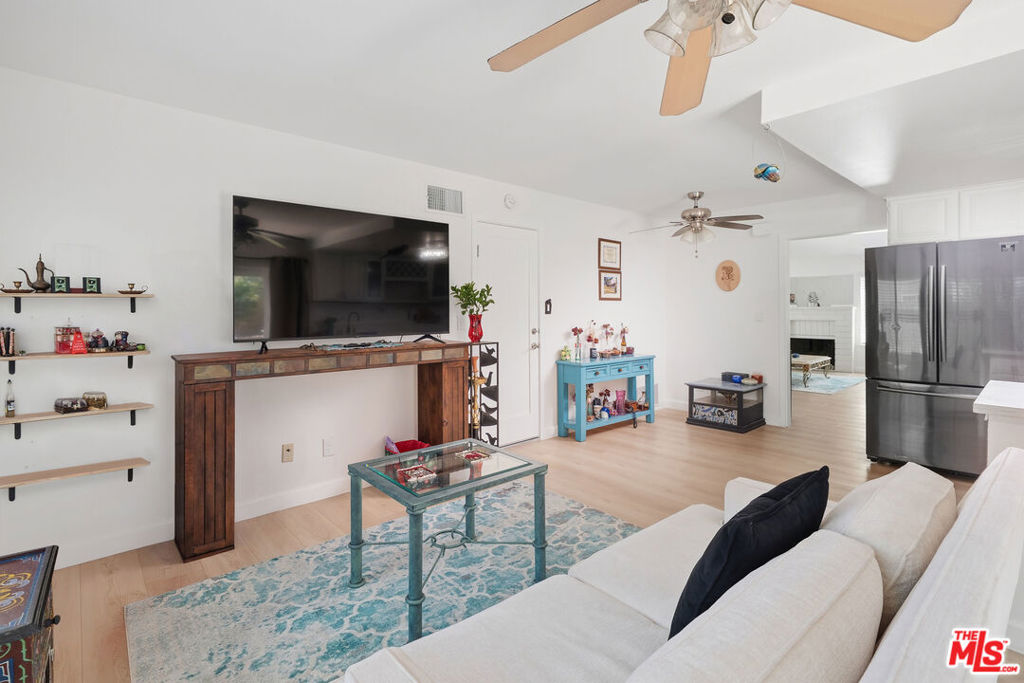25347 Via Oriol Property Photo 10