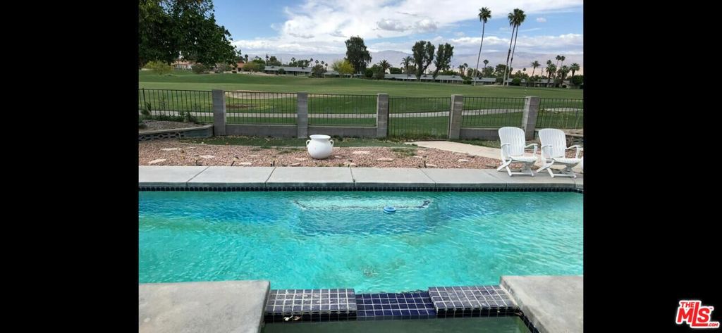 77580 California Drive Property Photo 2