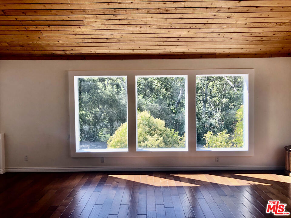 708 Thornhill Road Property Photo 11