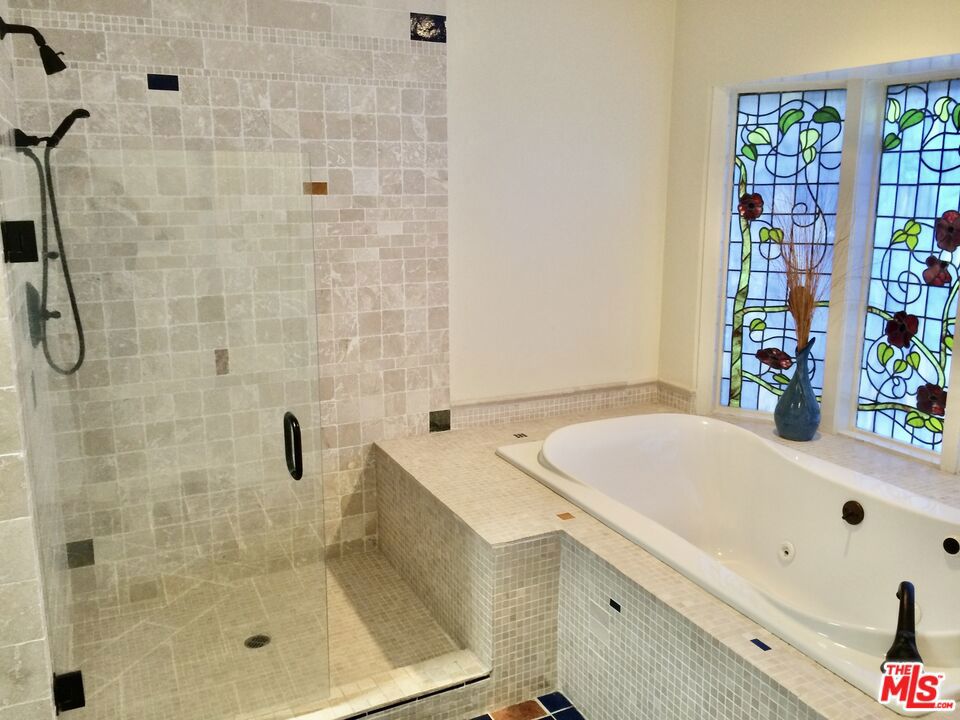 708 Thornhill Road Property Photo 14