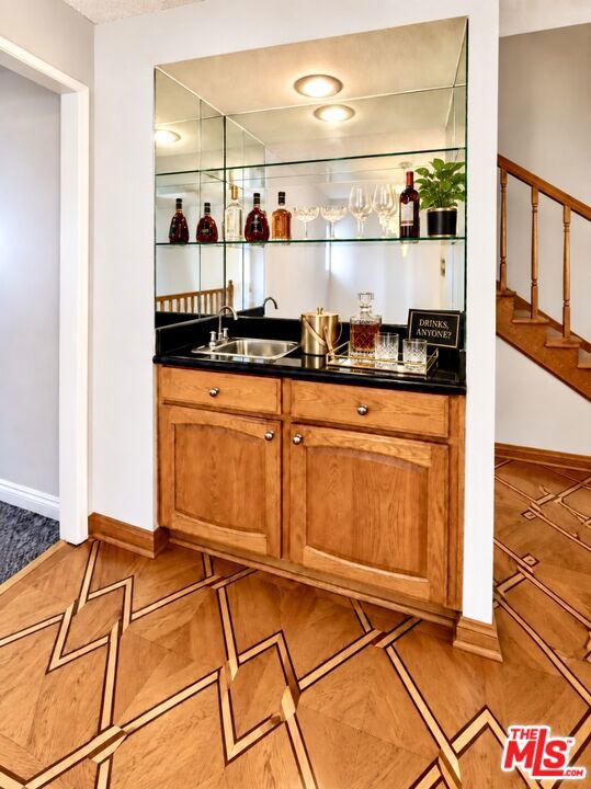 15149 Magnolia Boulevard D Property Photo 3