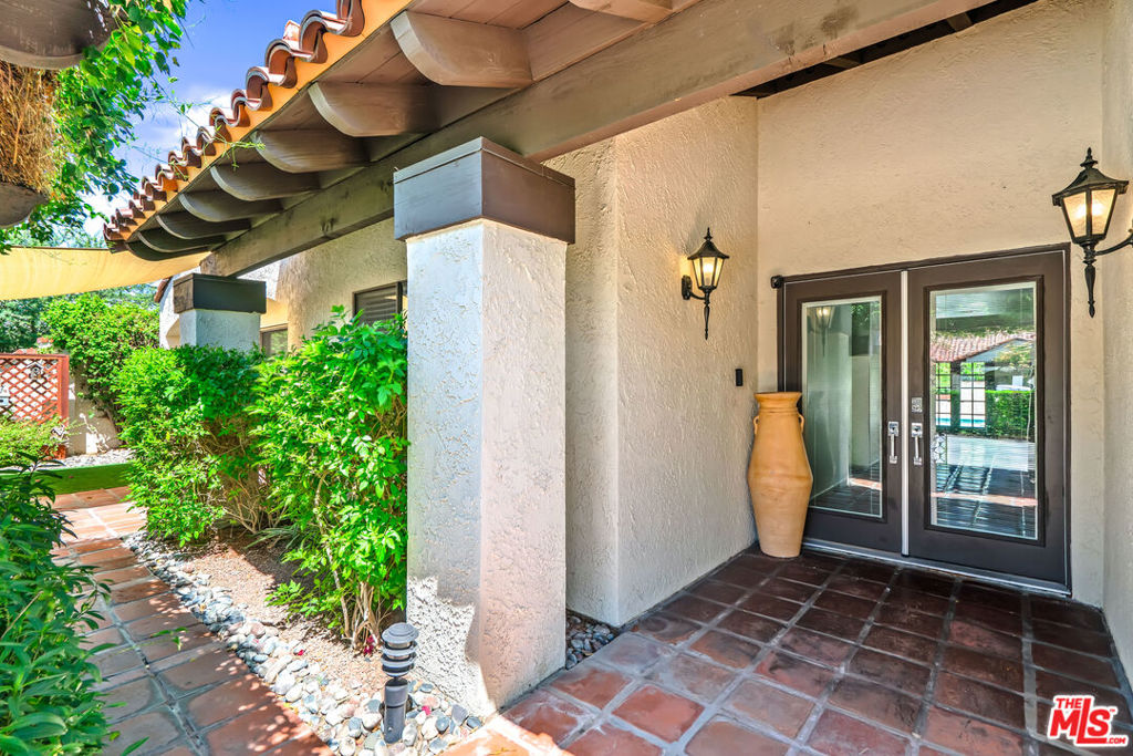 60 Calle Solano Property Photo 3