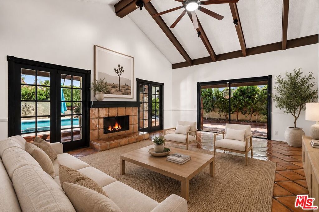 60 Calle Solano Property Photo 7
