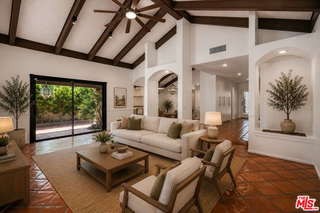 60 Calle Solano Property Photo 9