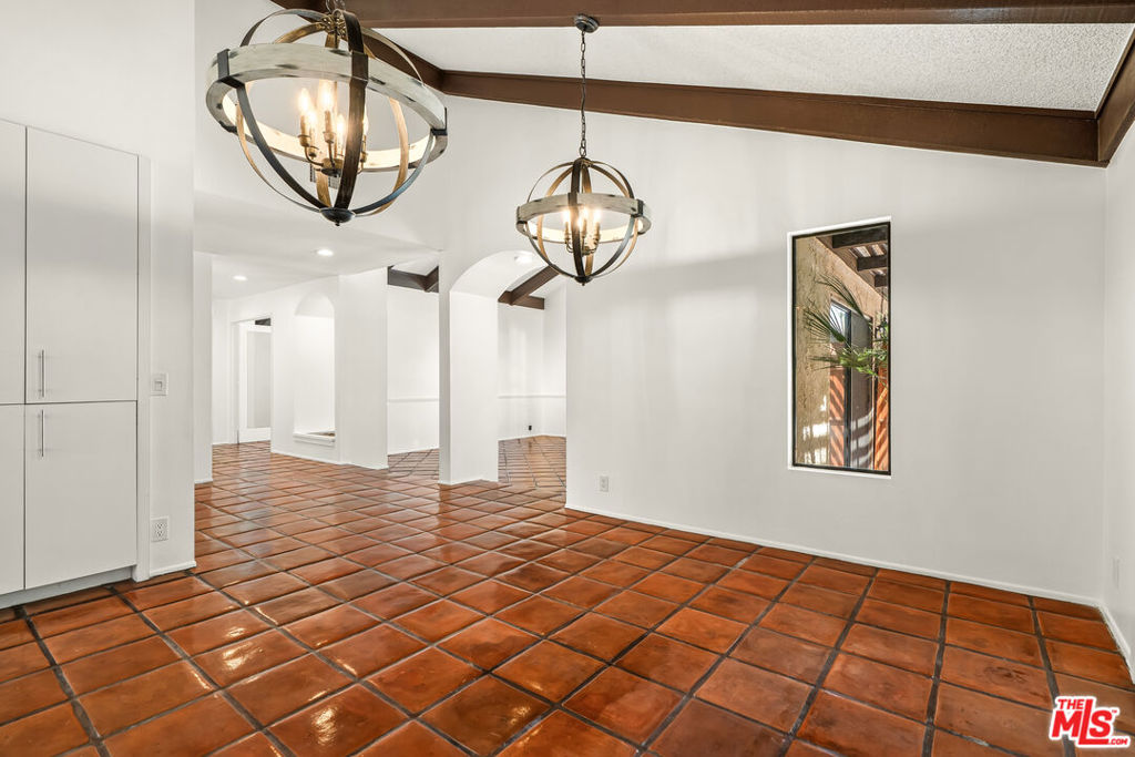 60 Calle Solano Property Photo 17