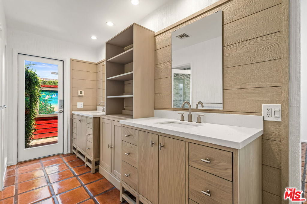 60 Calle Solano Property Photo 31