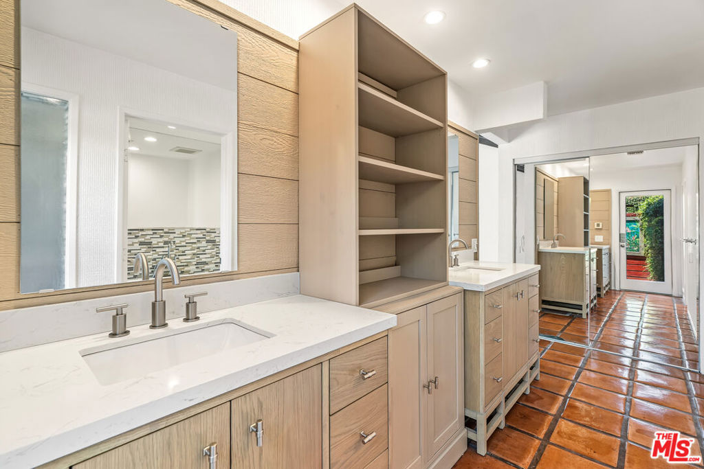 60 Calle Solano Property Photo 32