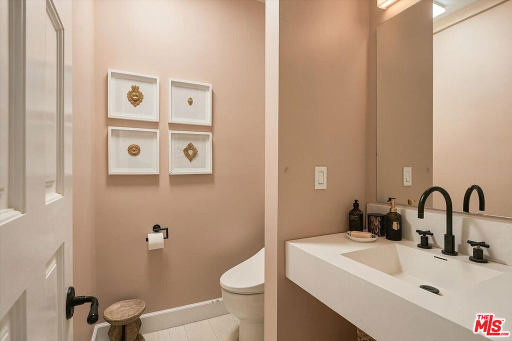 2299 Gloaming Way Property Photo 25