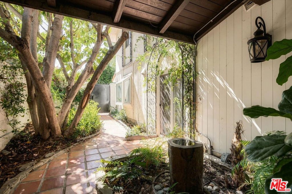 2299 Gloaming Way Property Photo 47