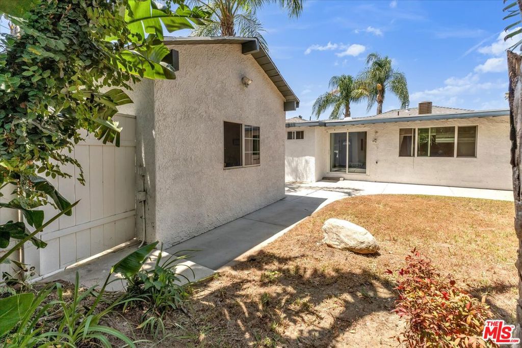 18352 Bessemer Street Property Photo 29