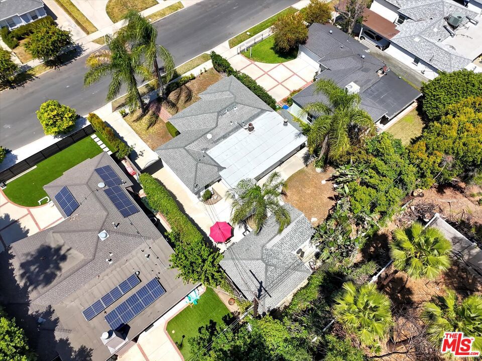 18352 Bessemer Street Property Photo 42