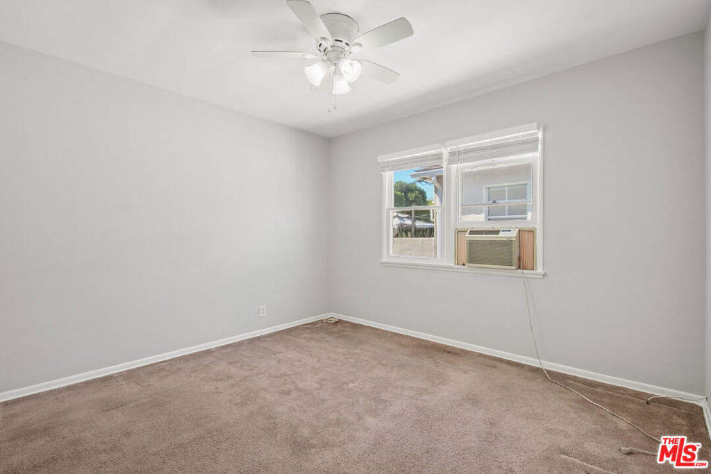 4951 Cahuenga Boulevard 4951a Property Photo 8