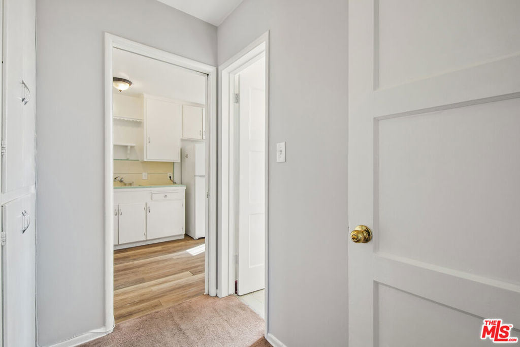 4951 Cahuenga Boulevard 4951a Property Photo 10
