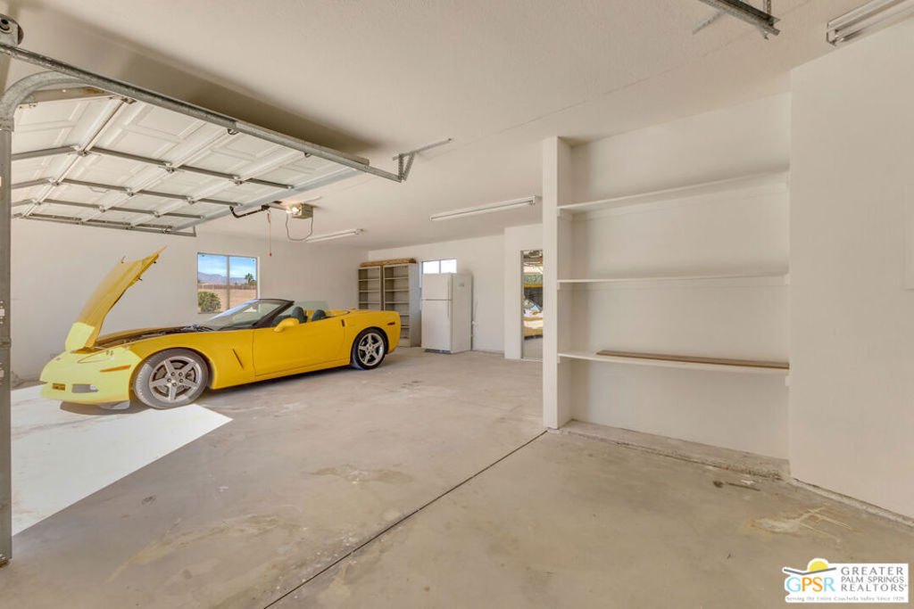 38161 W Desert Greens Drive Property Photo 6