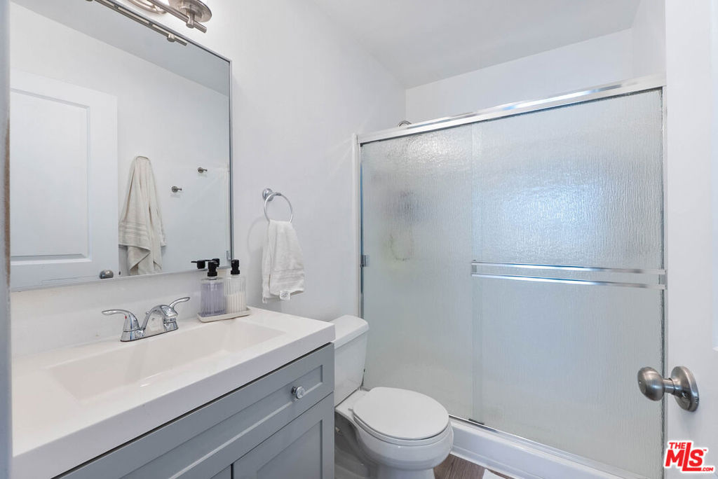14807 Condon Avenue 213 Property Photo 14