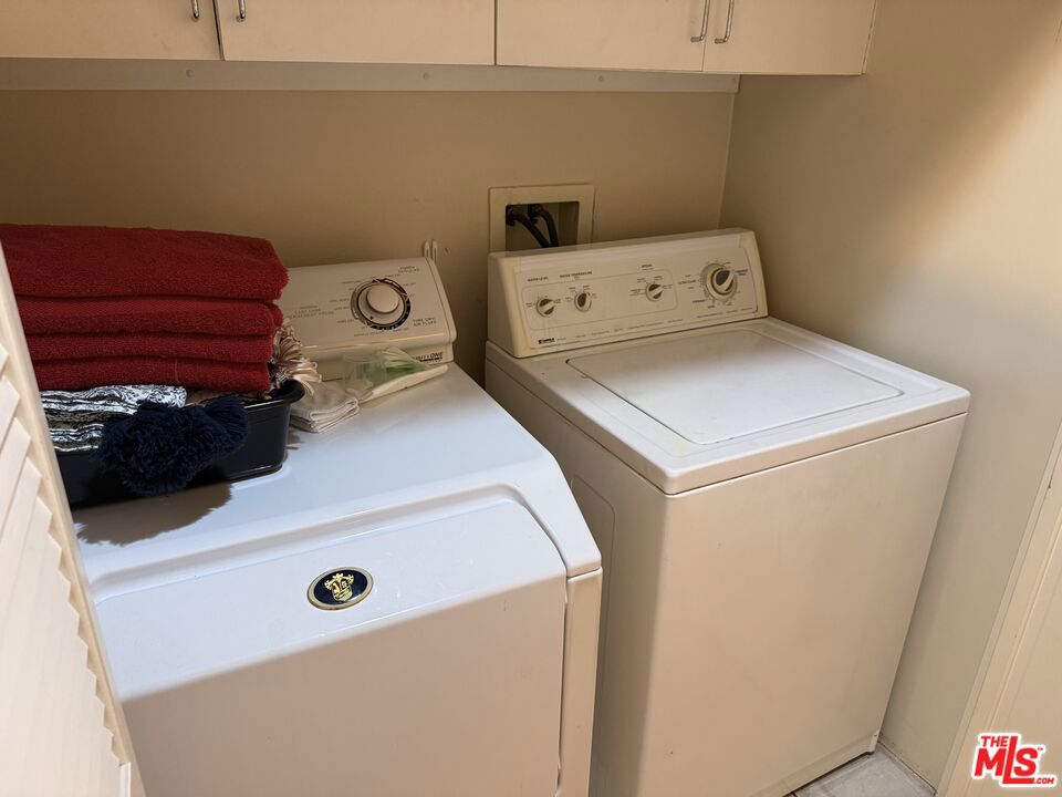 5429 Corbin Avenue Property Photo 43
