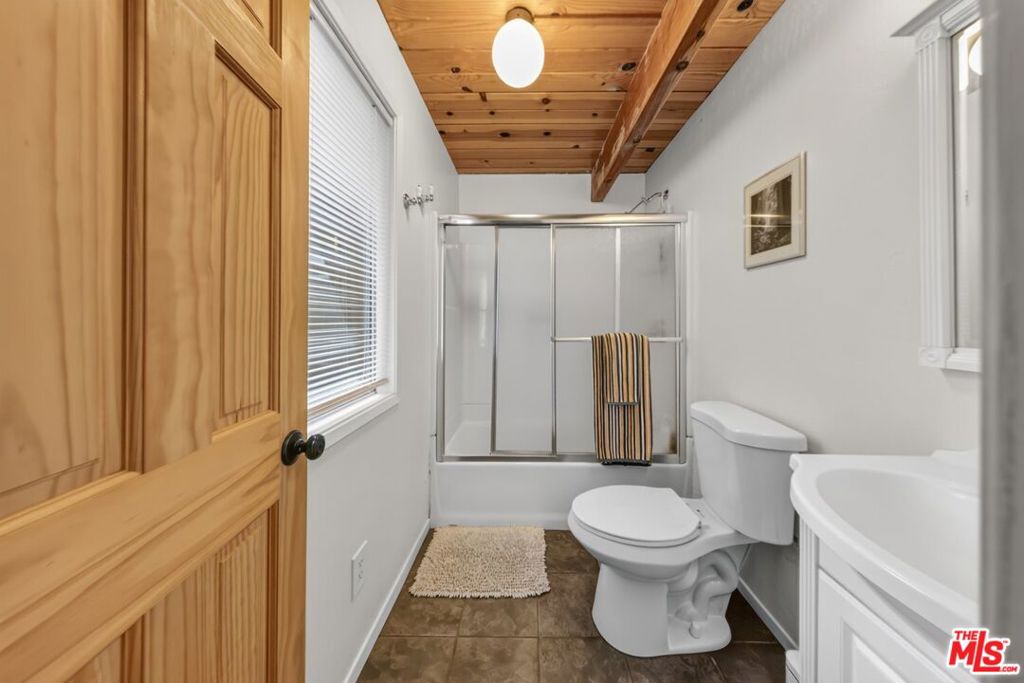691 Santa Barbara Avenue Property Photo 33