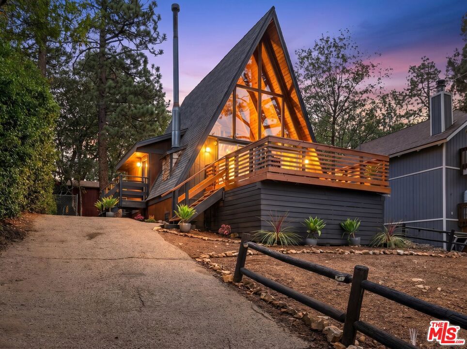 691 Santa Barbara Avenue Property Photo 40