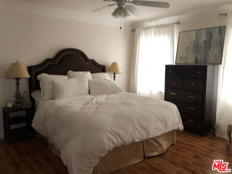 8737 Clifton Way Property Photo 4