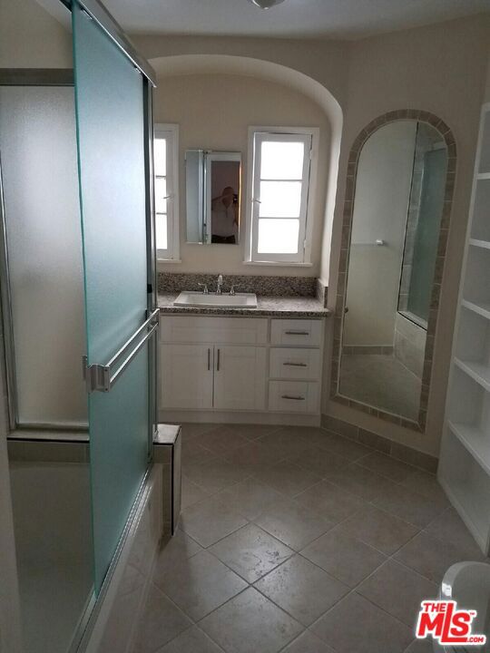 8737 Clifton Way Property Photo 8