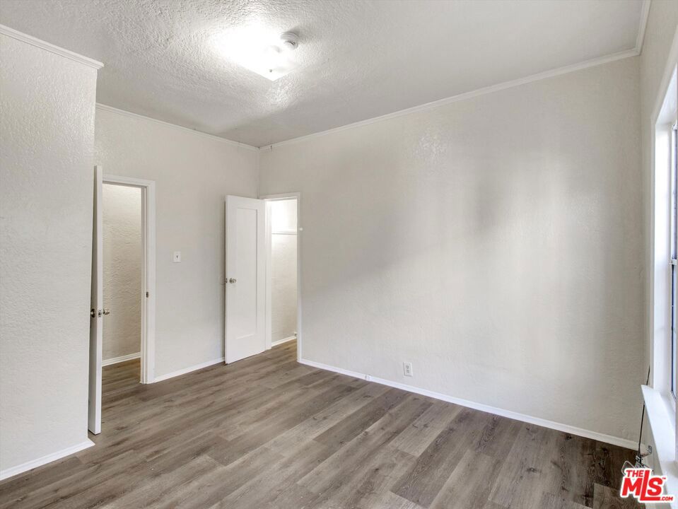 4222 Hooper Avenue Property Photo 9