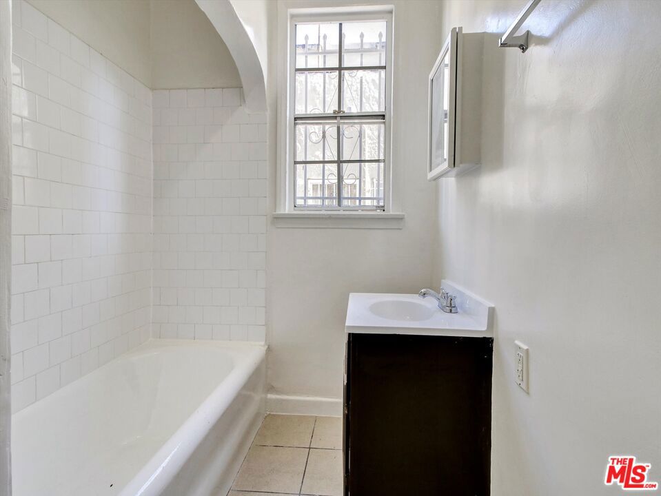 4222 Hooper Avenue Property Photo 11