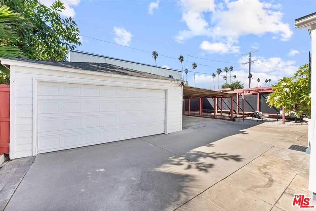 2019 West Boulevard Property Photo 21