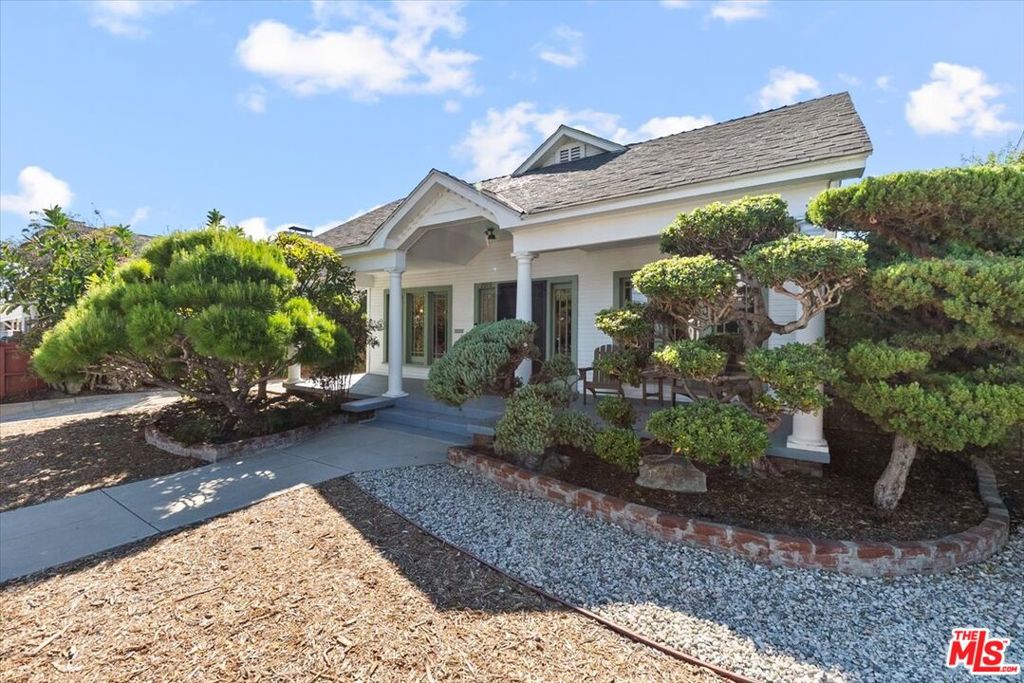 2019 West Boulevard Property Photo 23