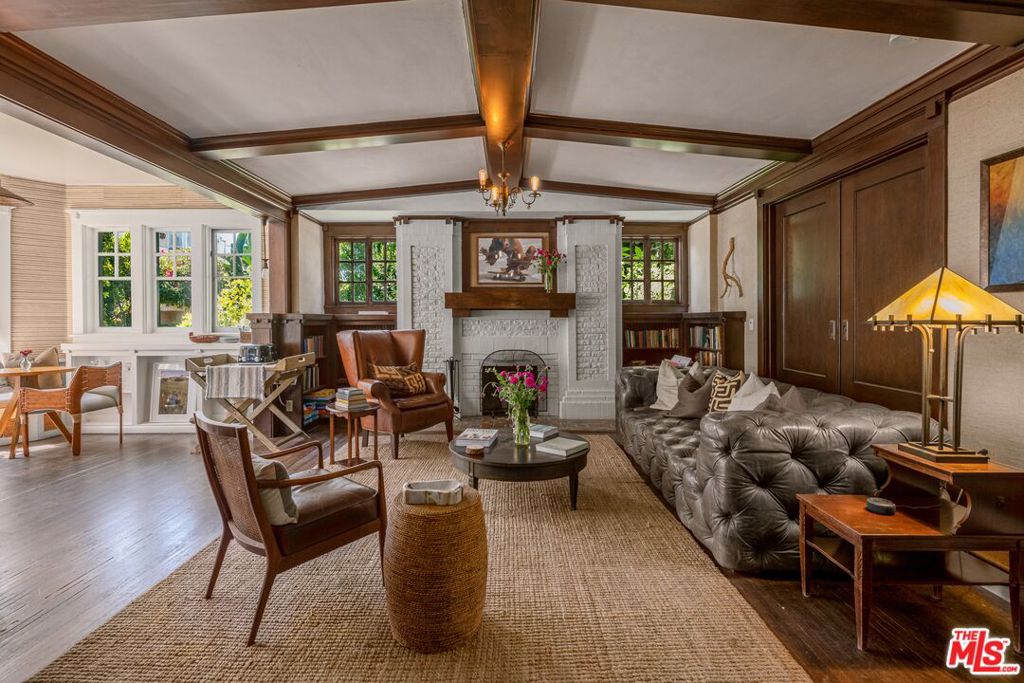 15 30th Avenue Property Photo 8