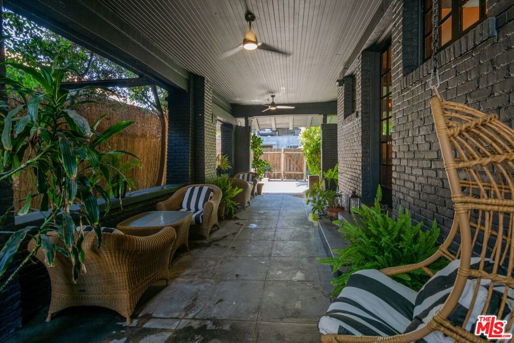 15 30th Avenue Property Photo 37