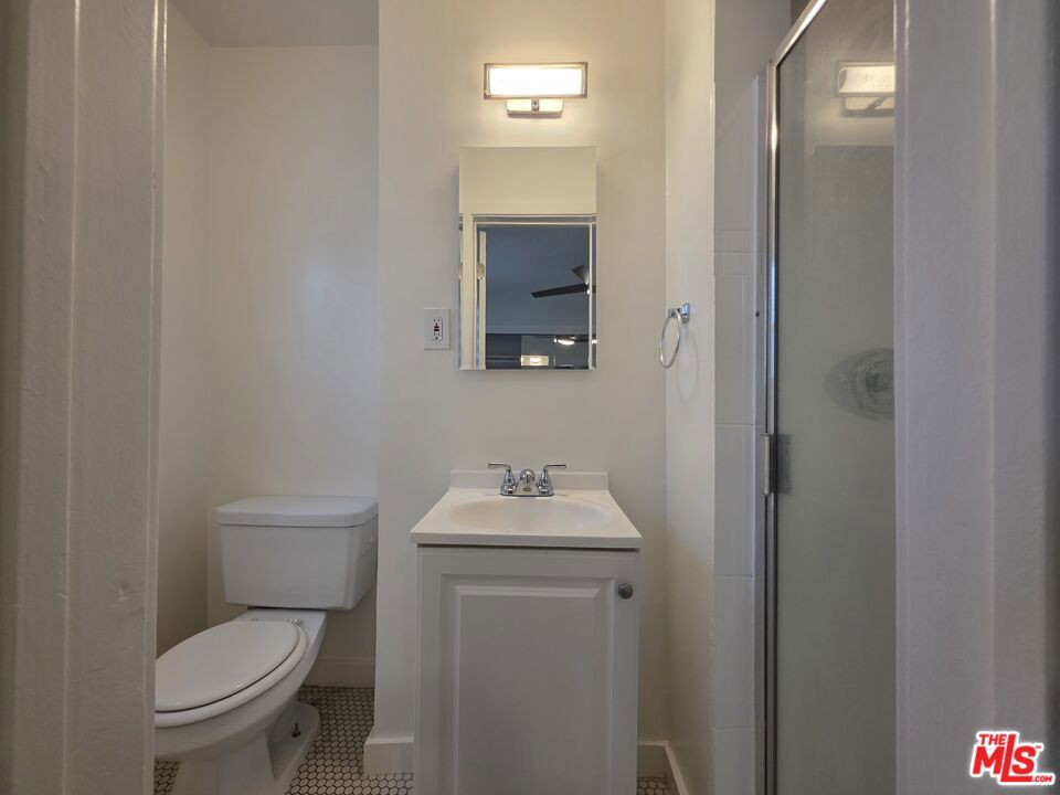 1711 Malcolm Avenue 1 Property Photo 20