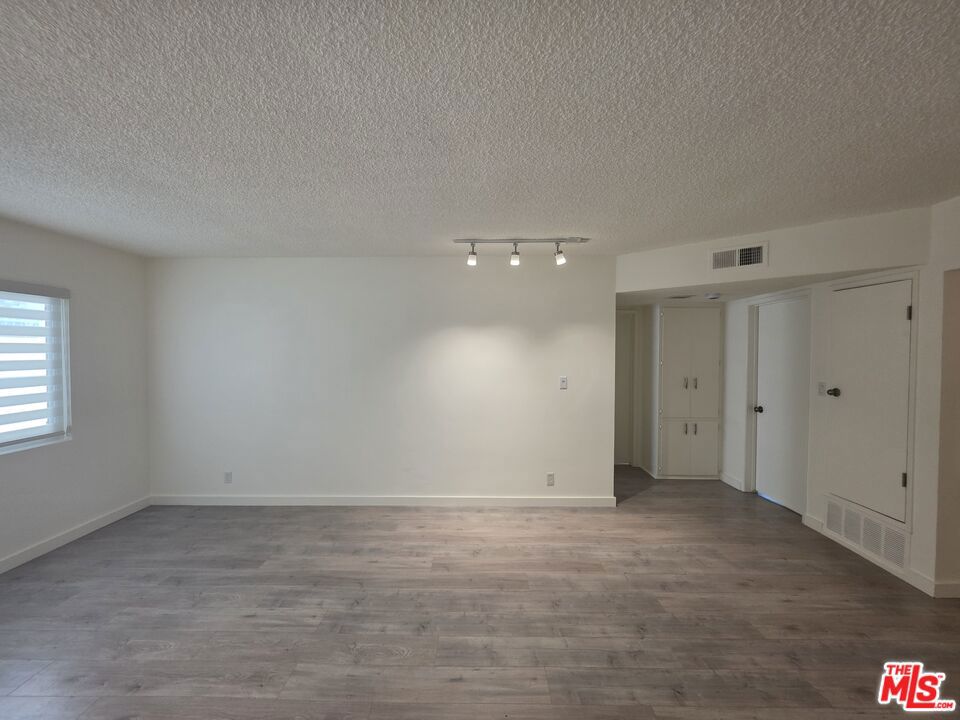 1711 Malcolm Avenue 1 Property Photo 33