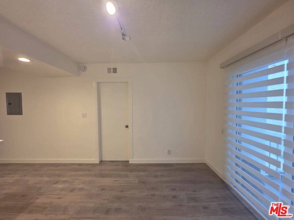 1711 Malcolm Avenue 1 Property Photo 36