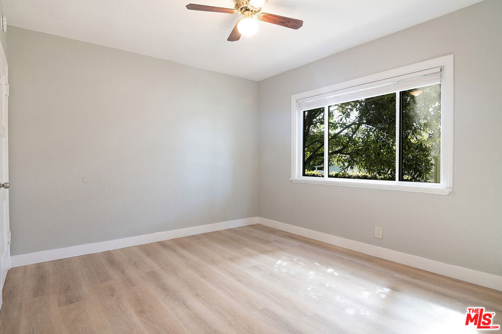 414 University Avenue Property Photo 42
