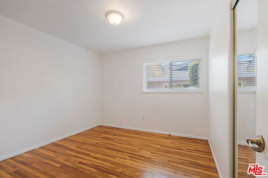 9811 Lubao Avenue Property Photo 22