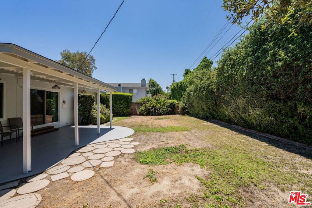 9811 Lubao Avenue Property Photo 27