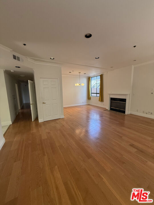 1238 S Holt Avenue 2 Property Photo 2