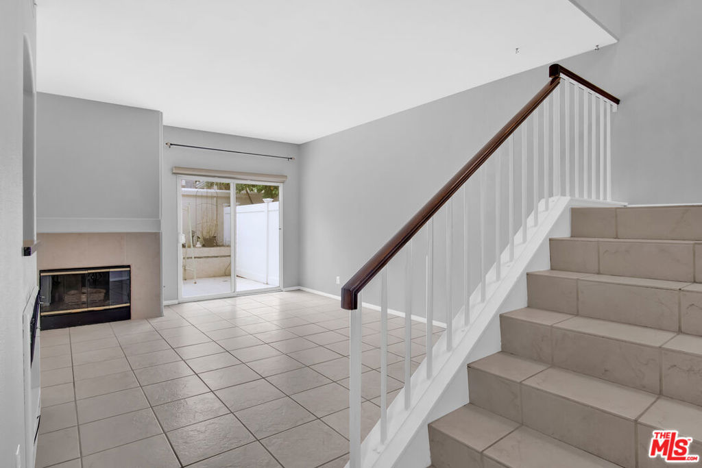 8 Sagunto Property Photo 6