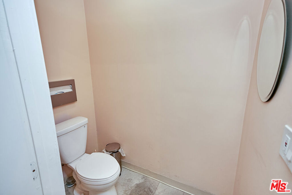 2551 Beverly Boulevard B Property Photo 20